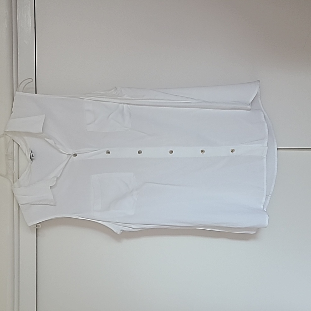 Women's  Sonoma White button-up sleeveless top.  Xxl